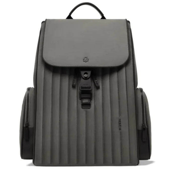 Flap grande en nailon y cuero Mochila