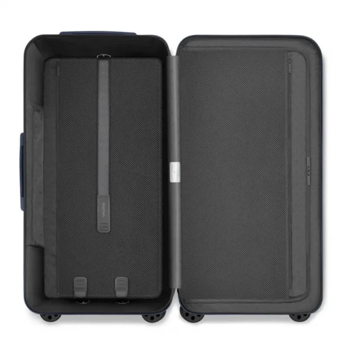 Maleta grande Essential Trunk Plus Maleta grande Essential Trunk Plus