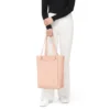Never Still Vertical en cuero y lona TrageBags Never Still Vertical en cuero y lona TrageBags